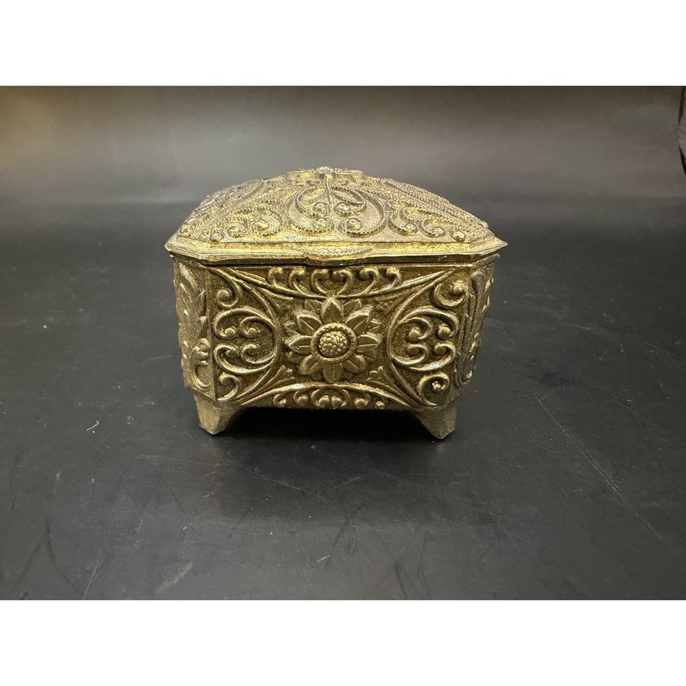 Vintage‎ Made in Japan Ornate Metal Jewelry Trinket Box Gold Tone Flower Design